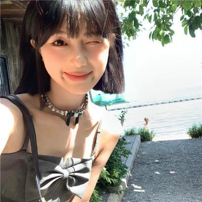 他的脑子有病